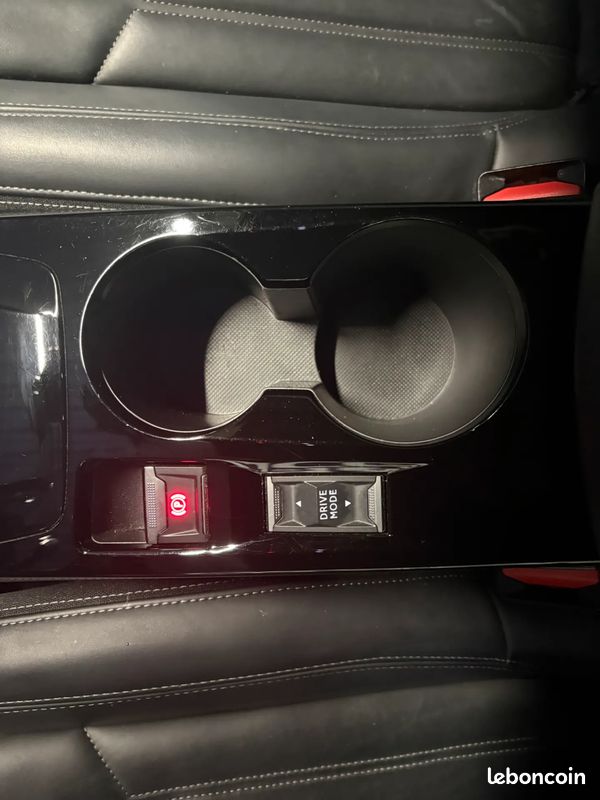 PEUGEOT 208 1.2 130ch GT - 2021 - CarPlay - Suivi complet - Boîte auto -Sièges électrique/Chauffant/Massant (image 21)