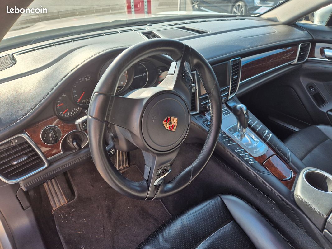 A saisir PORSCHE PANAMERA 4S 4.8 V8 PDK de 2010 (image 3)
