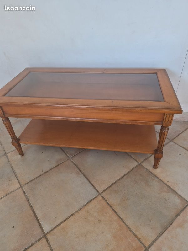 Table basse vitrine (image 1)