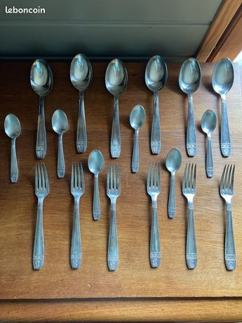 50 Cuillères Dessert Argentées Luxe - Couverts Jetables Élégants Pour Réceptions