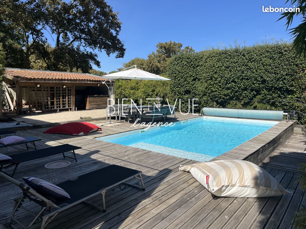 Maison 8 pièces 331 m² · à La Teste-de-Buch · 331 m² · 1 148 000 €