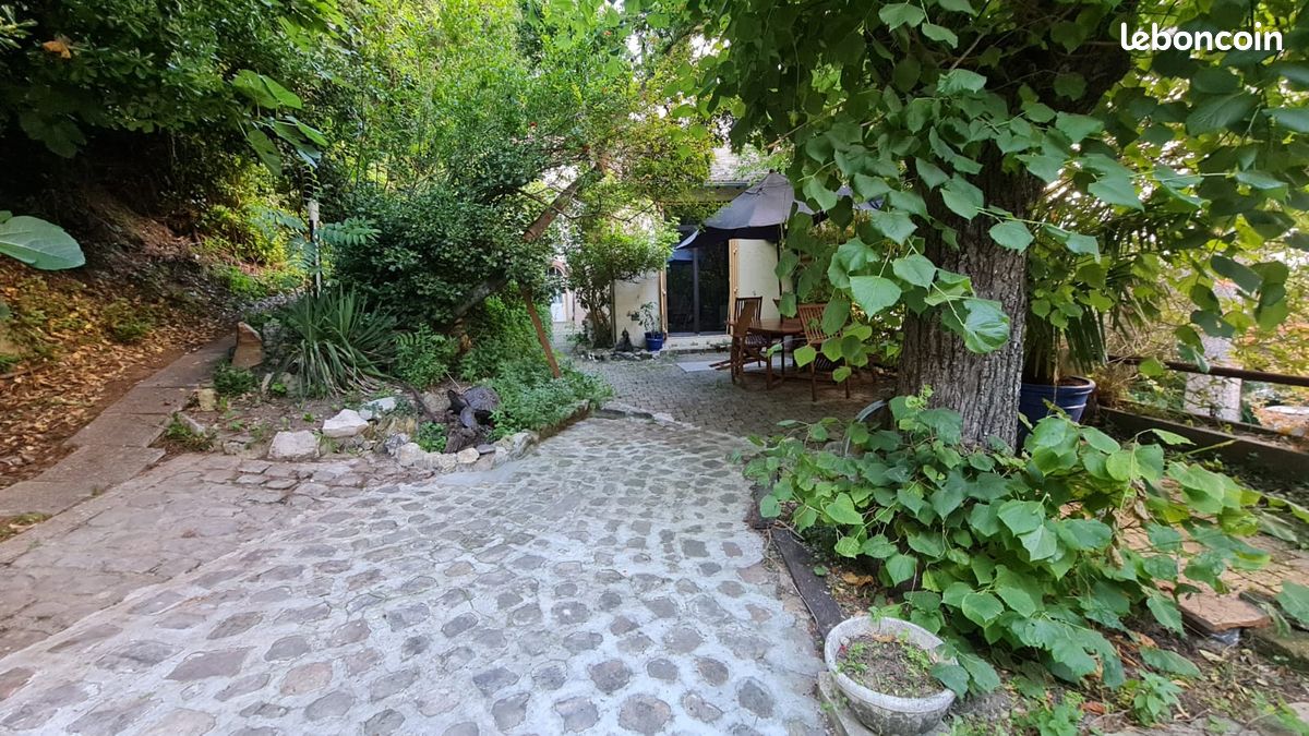 Appartement 4 pièces 124 m² · à Mézy-sur-Seine · 124 m² · 209 000 €