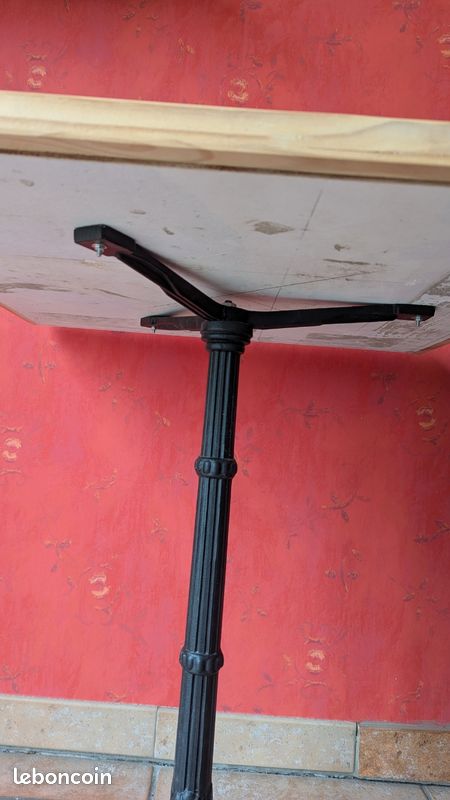 Petite table fer forgé (image 6)