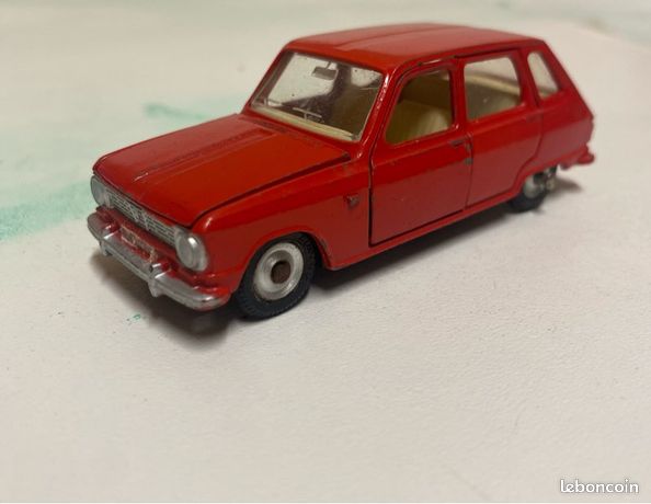 DINKY TOYS RENAULT 6 Meccano Triang N°68/1416 French vintage metal toy car 1968s EUR 50,00 - FR