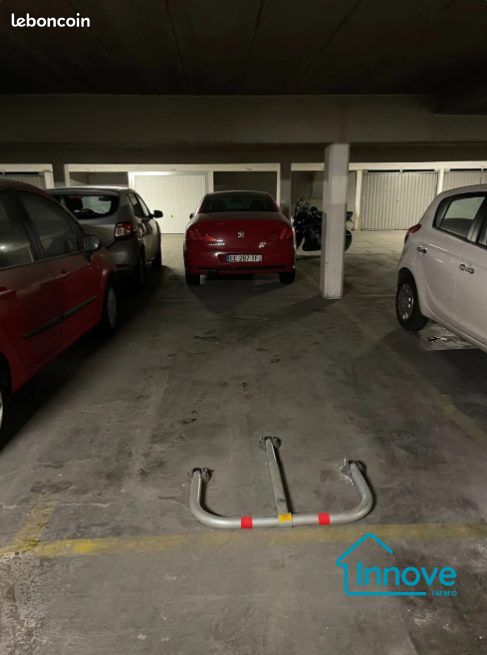 Parking 11 m² · à Paris · 11 m² · 27 000 €