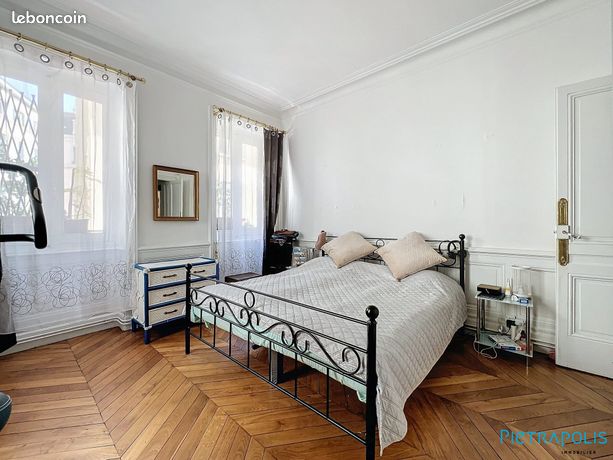 https://img.leboncoin.fr/api/v1/lbcpb1/images/f4/cc/0e/f4cc0ebe3a18d0ba386d4dd5aa3b672761eb31f1.jpg?rule=ad-image
