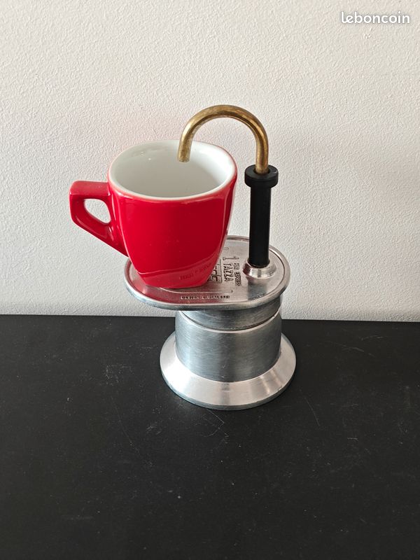 Cafetière italienne en aluminium Expresso Percolateur Bon état Hauteur 22 cm
