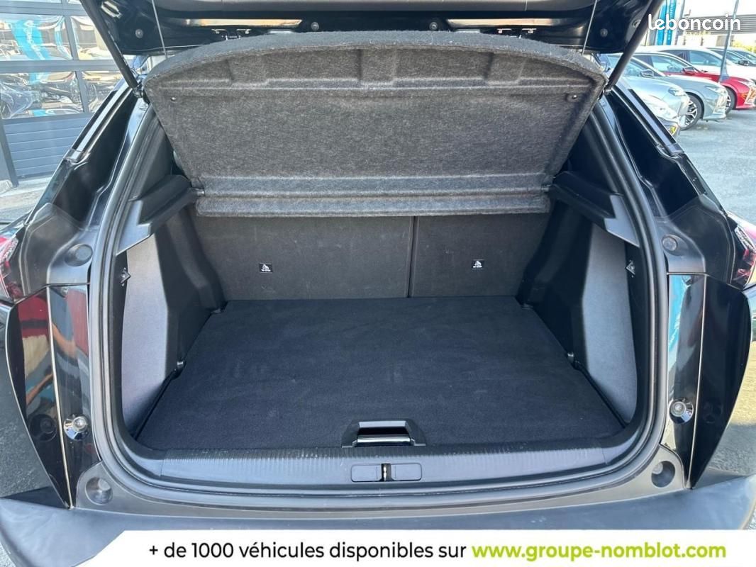 Peugeot 2008 PureTech 130 S&S EAT8 Style (image 6)