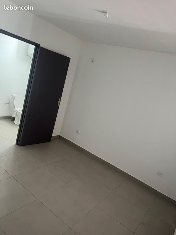 Appartement 3 pièces 80 m² · à Cayenne · 80 m² · 1 090 €/mois