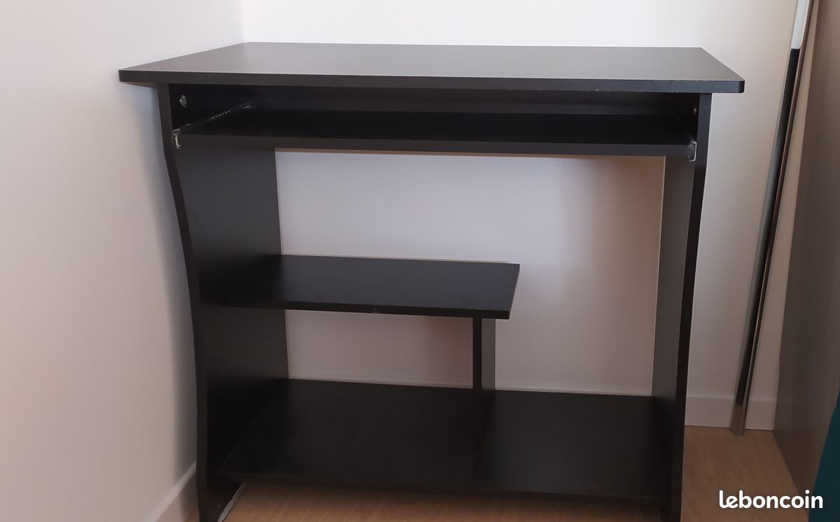 Bureau informatique (image 1)