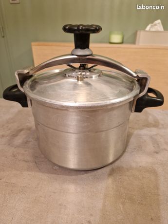 Cocotte minute seb vintage 70 - Arts de la table