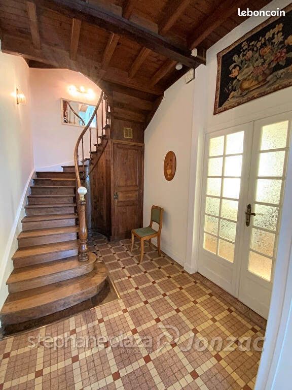 Maison 7 pièces 155 m² - Saint-Genis-de-Saintonge 17240 (image principale 3)