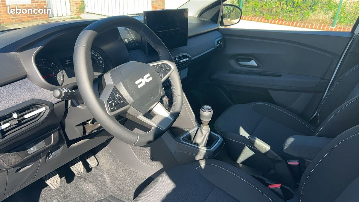 Dacia Sandero 1.0 TCe 100 Expression (image 8)