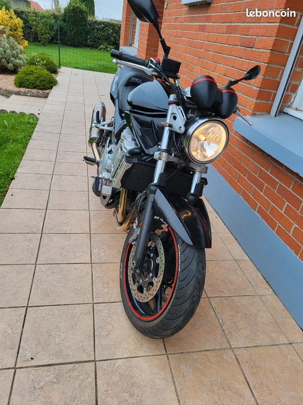Suzuki 650 bandit (image 1)