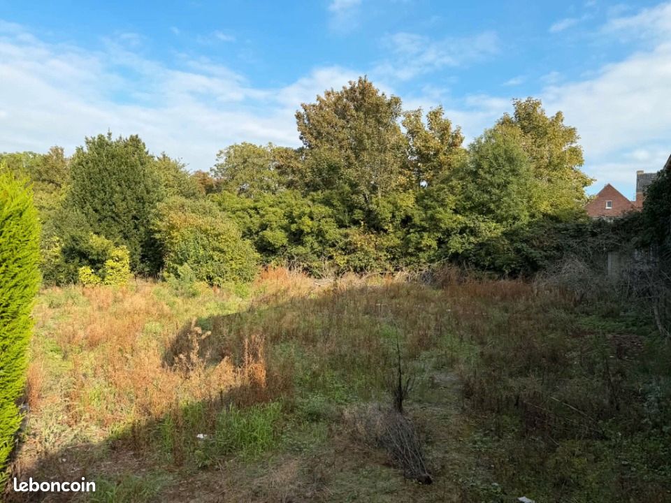 Terrain 827 m² · à Sin-le-Noble · 109 000 €