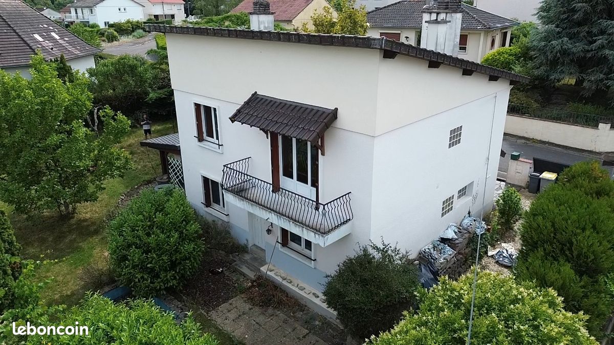 Maison 10 pièces 120 m² · à Bellerive-sur-Allier · 120 m² · 170 000 €