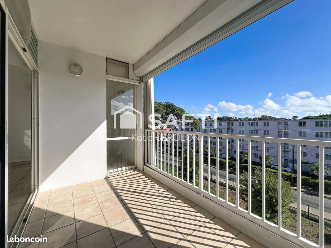 Appartement 4 pièces 77 m² · aux Abymes · 77 m² · 1 300 €/mois