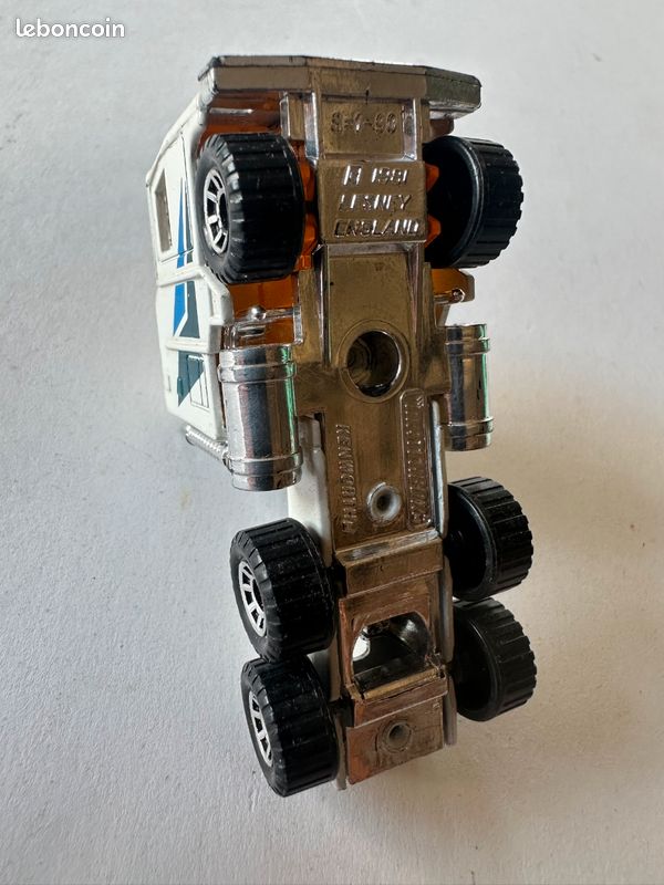 Miniature camion tracking pour collection (image 6)