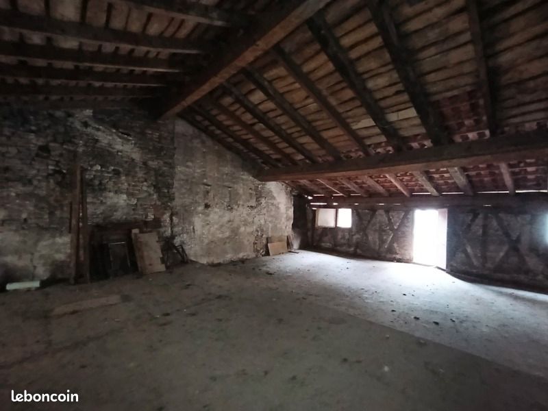 Appartement 1 pièce 103 m² · à Villeneuve-sur-Lot · 103 m² · 37 000 €