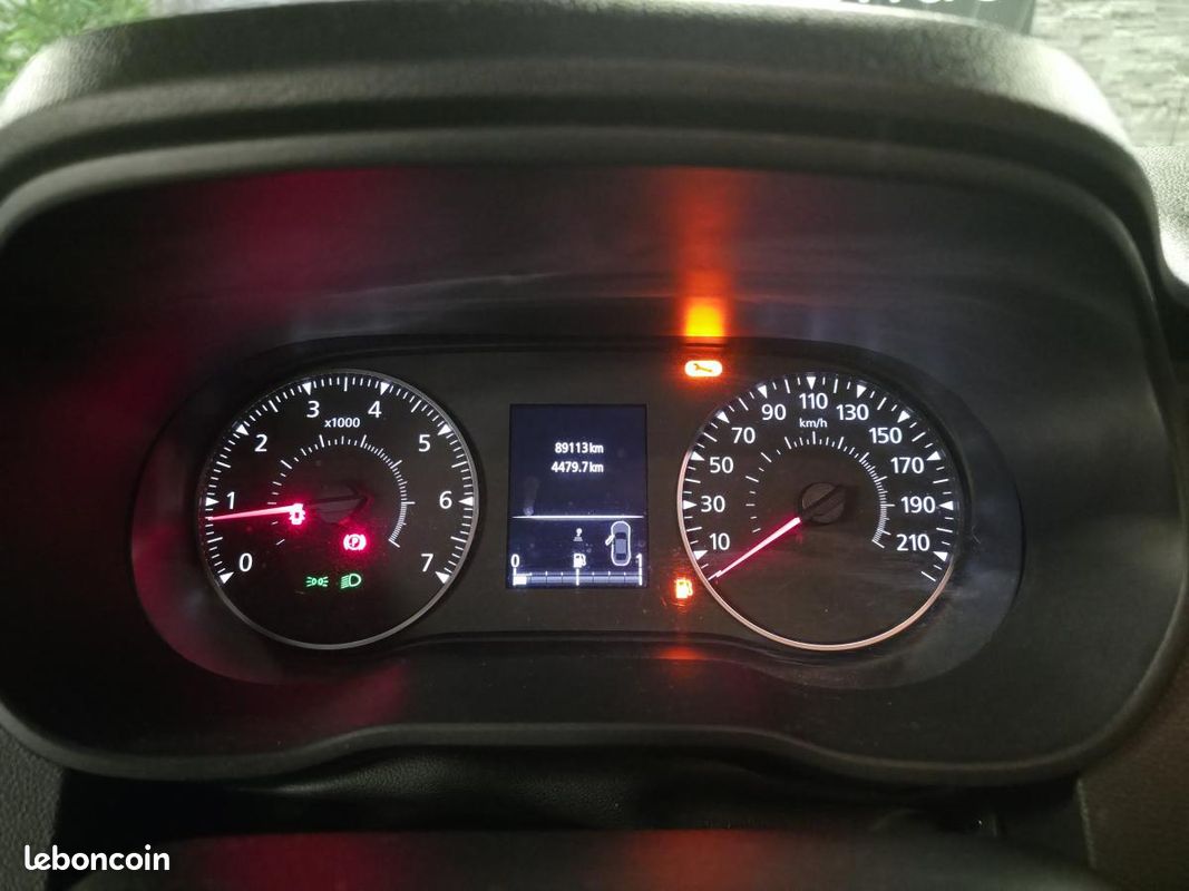 DACIA DUSTER 1.3 TCe - 150 - 4x4 II Prestige (image 9)