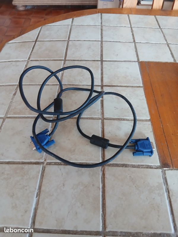 Câble VGA (image 2)