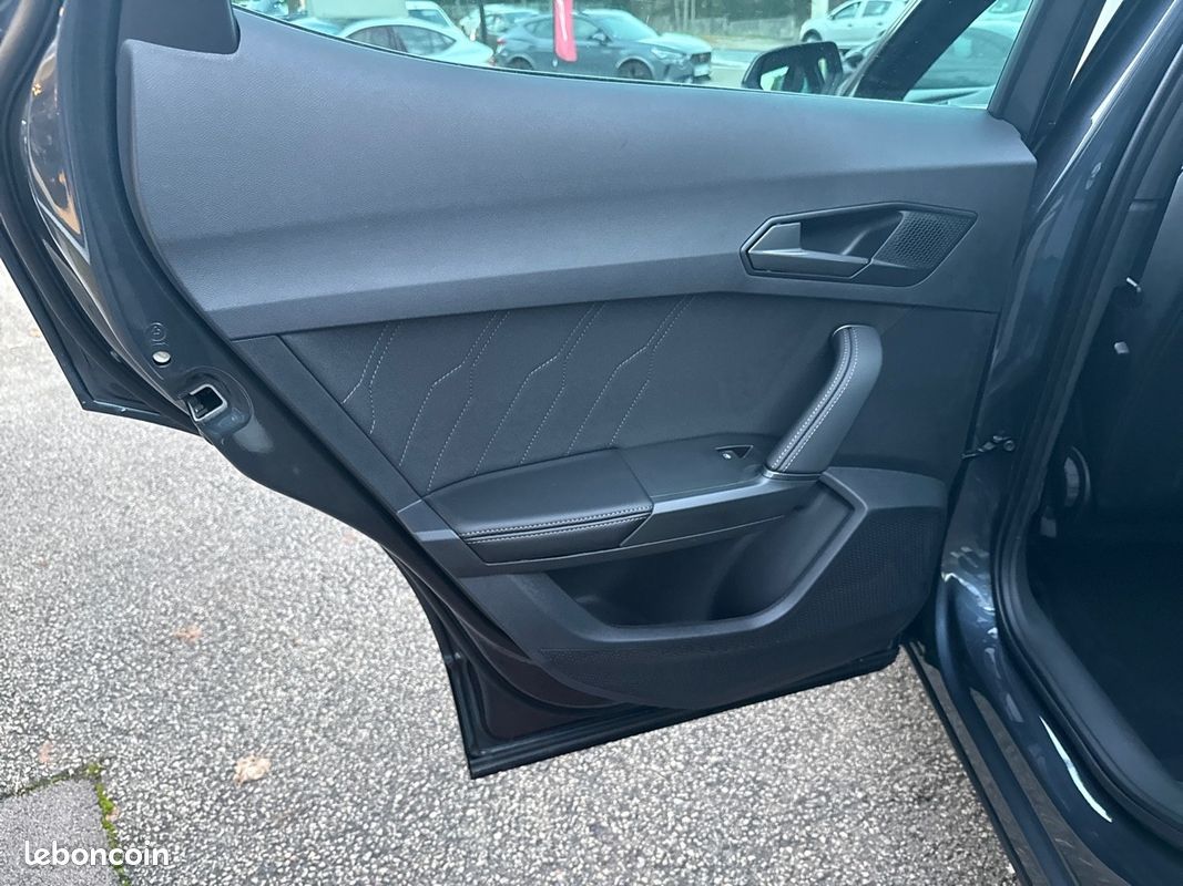 CUPRA Formentor 1.5 eTSI Hybrid 150 ch DSG7 V (image 27)
