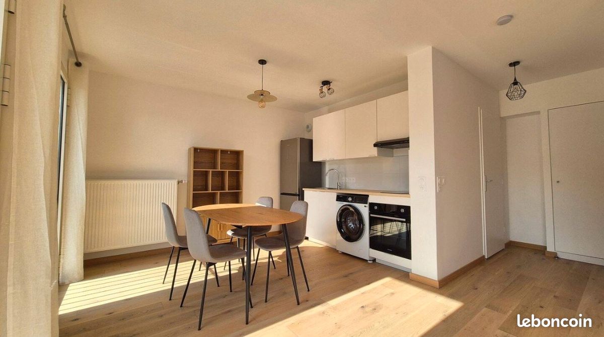 Appartement 2 pièces 38 m² · à Ivry-sur-Seine · 38 m² · 688 €/mois