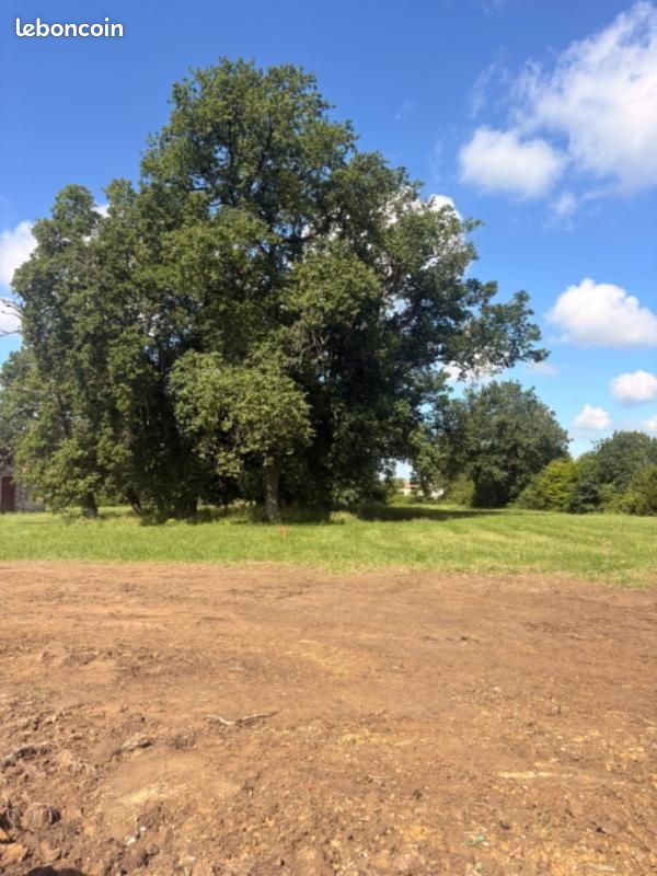 Terrain 452 m² La Lande De Fronsac · à La Lande-de-Fronsac · 90 500 €
