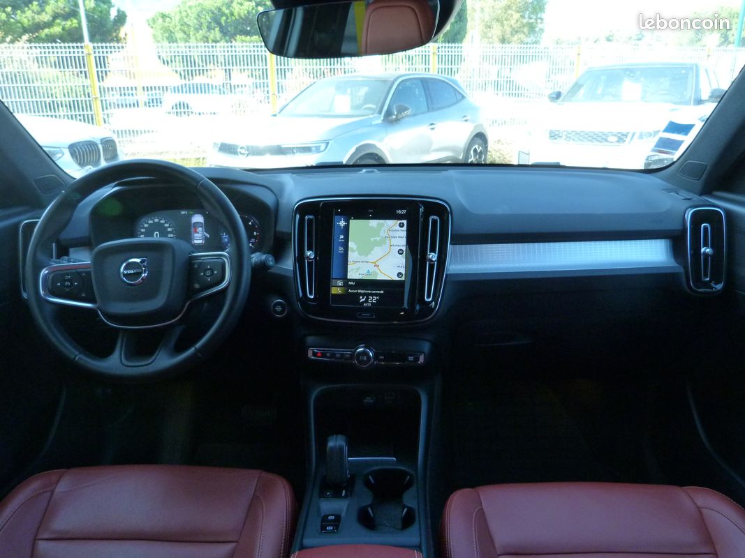 VOLVO XC 40 150 ch INSCRIPTION (image 4)