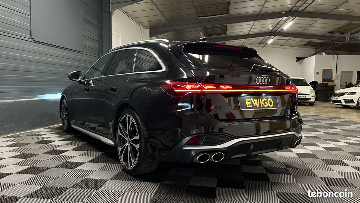 Audi s5 avant 3.0 tfsi 367 hybrid quattro s-tronic bva (image 22)