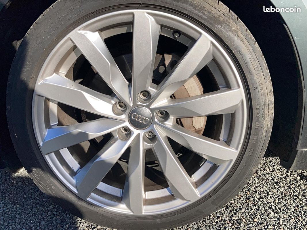 AUDI A5 2.0 TDI 190 S tronic 7 Quattro Design (image 9)