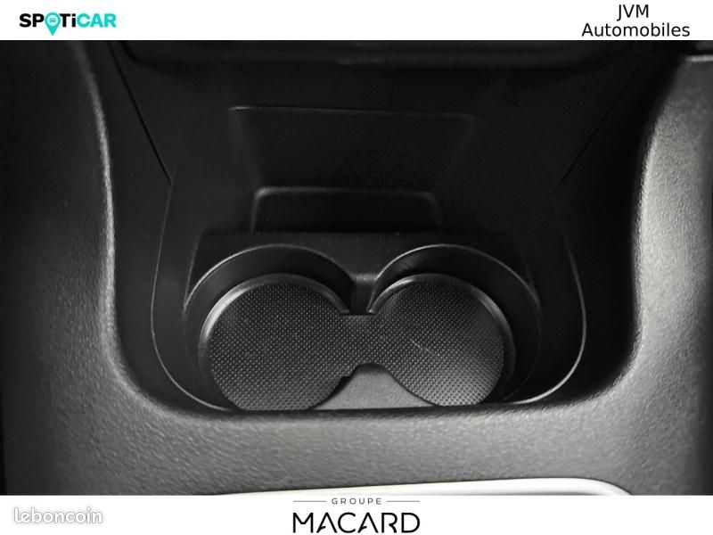 Citroen C3 1.2 PureTech 83ch S&S Shine (image 30)
