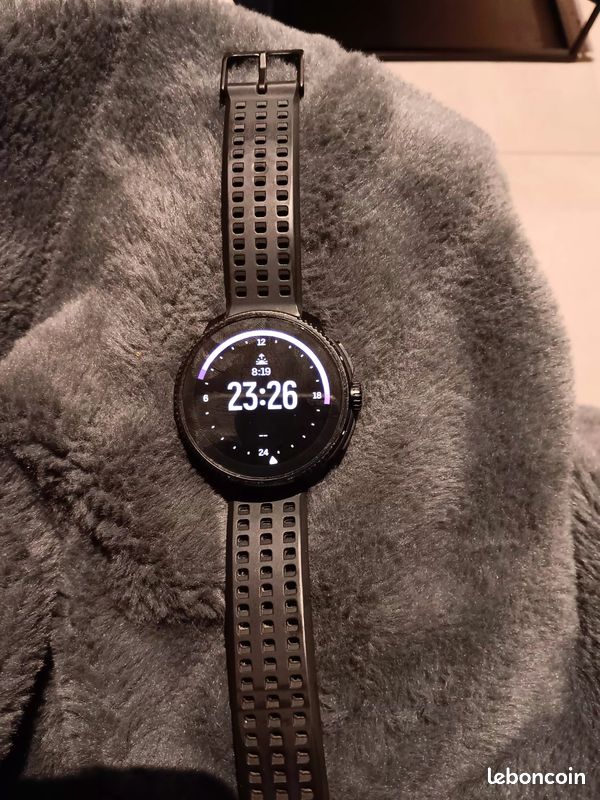 Montre connectée SUUNTO RACE (image 1)