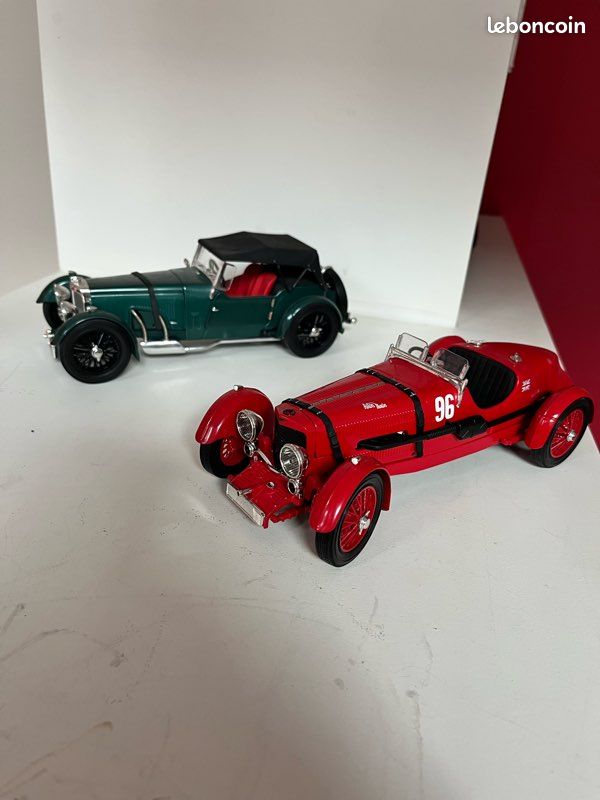 Miniature Aston Martin MK II 1934 – Signature 1/18 – Boîte Usée, Miniature TBET