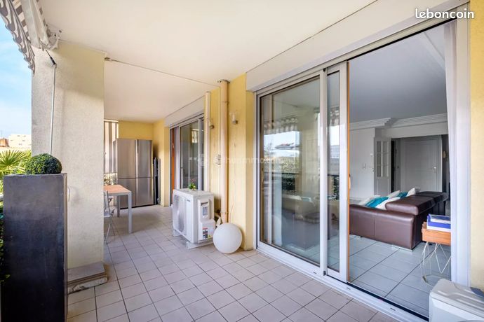 Appartement 6 pièces 135 m² — 5