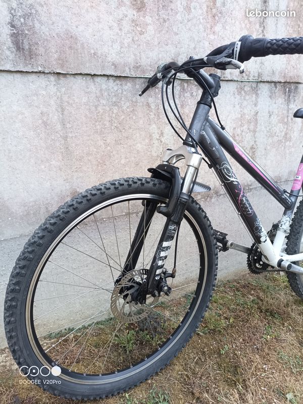 VTT AFFIX FX Team Lady 26” taille M (image 3)