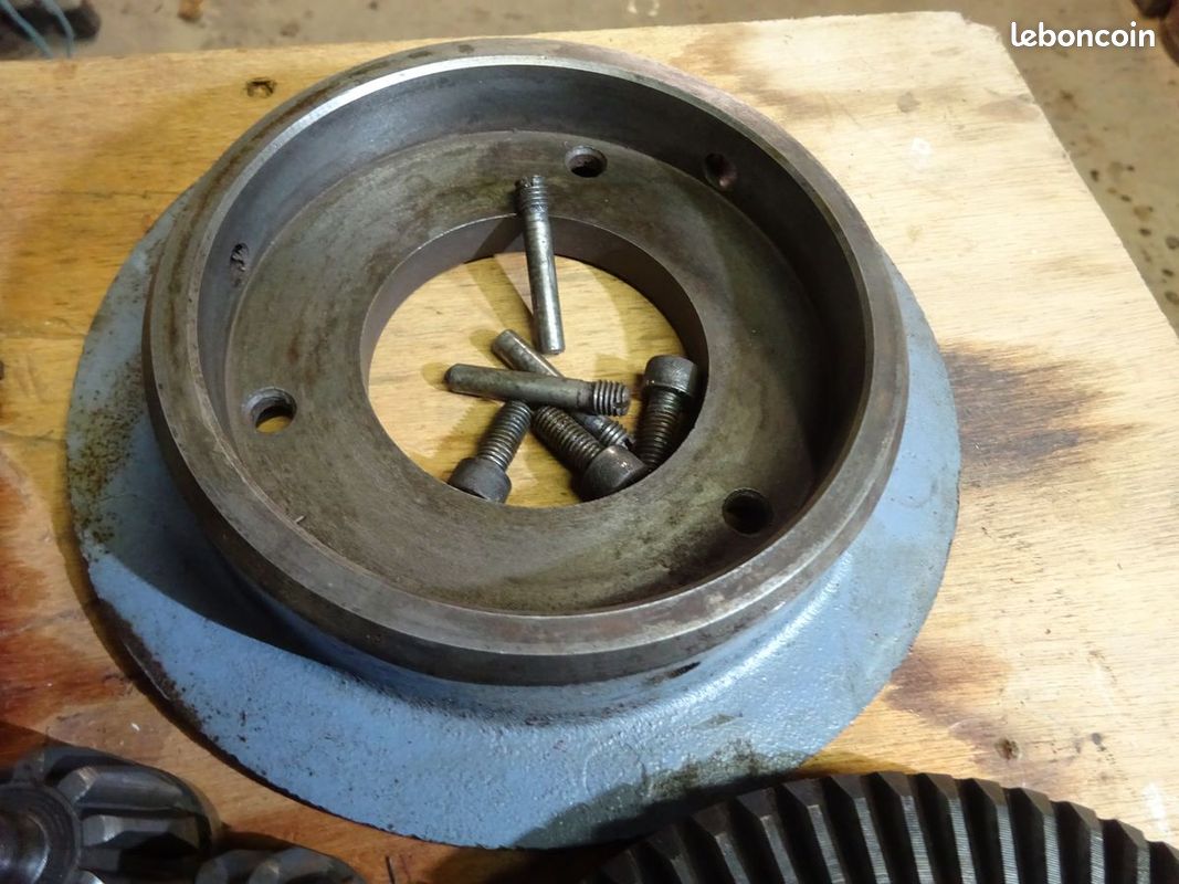 Mandrin 3 mors, marque "pro" ROHM, Ø 250mm, acier, serrage concentrique, avec mors durs monoblocs inter et exter + 2 jeux mors doux (image 13)