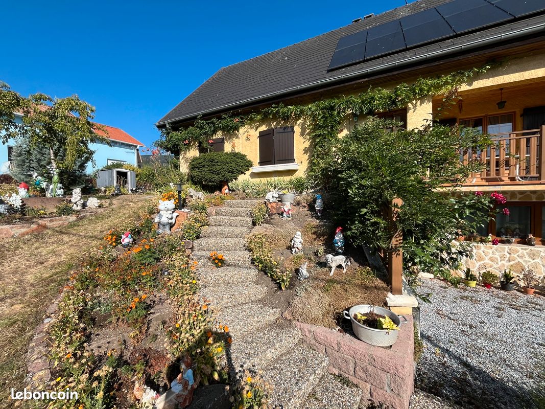 Maison 5 pièces 136 m² · à Masevaux-Niederbruck · 136 m² · 80 000 €