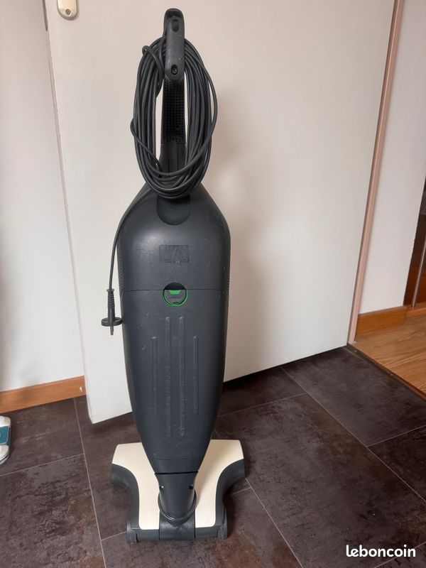 Aspirateur Kobold VK200 + brosseur laveur + accessoires – Très bon état (image 3)