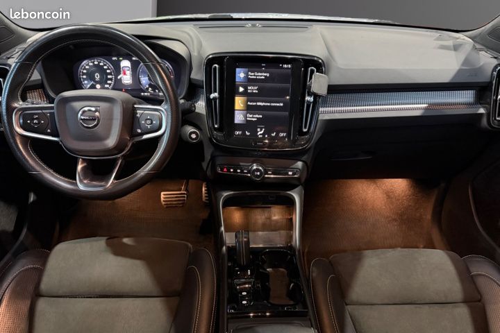 VOLVO XC40 D3 AWD AdBlue 150 ch Geartronic 8 R-Design Garantie 12 mois (image 9)