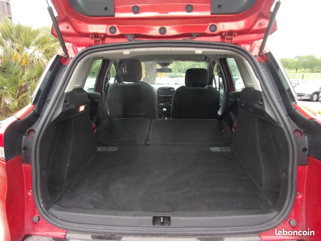 Renault Clio IV ESTATE dCi 90 Energy eco2 Dynamique 90g (image 13)