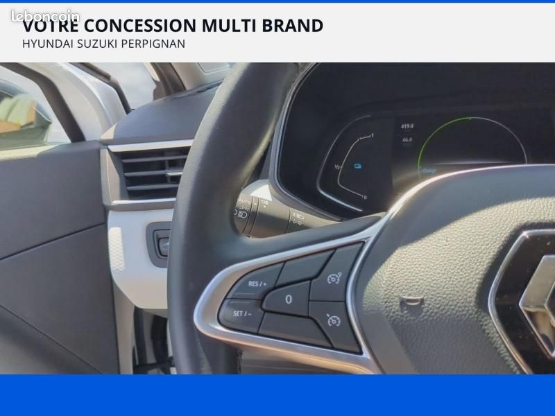 Renault Clio 1.6 E-Tech 145ch full hybrid Evolution (image 14)