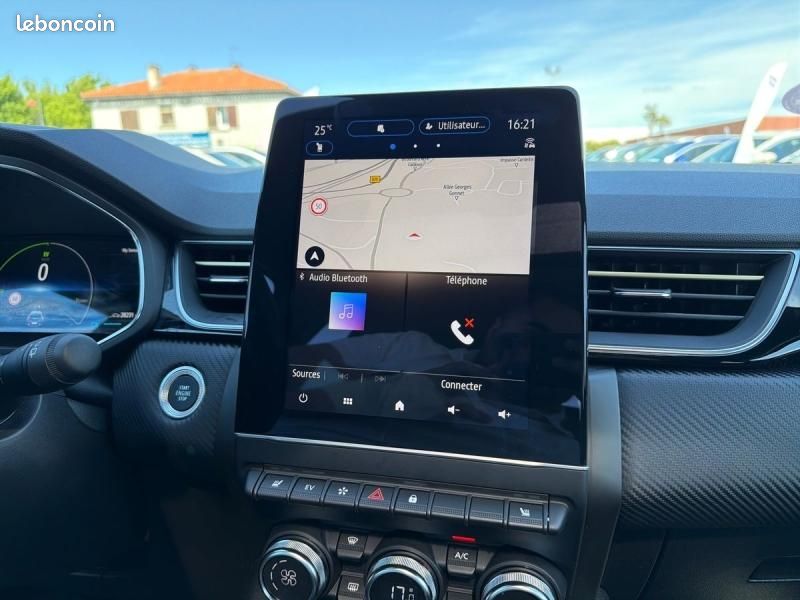 Renault Captur 1.6 E-Tech hybride 145ch Engineered (image 20)