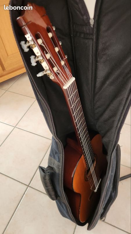 Guitare 3/4 Yamaha (image 6)