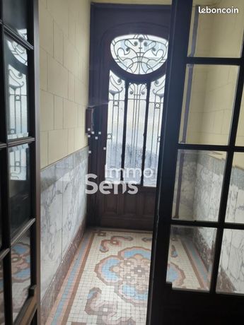 Maison 13 pièces 388 m²