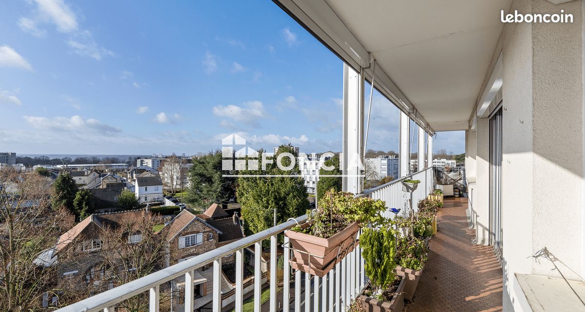 Appartement 5 pièces 103 m² · à Mont-Saint-Aignan · 103 m² · 218 000 €