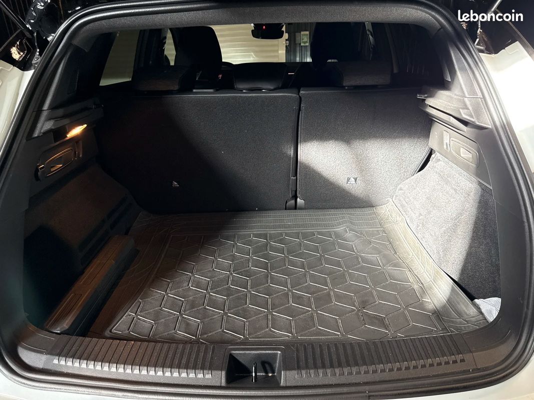Renault AUSTRAL E-Tech Hybrid 200ch Techno (image 13)
