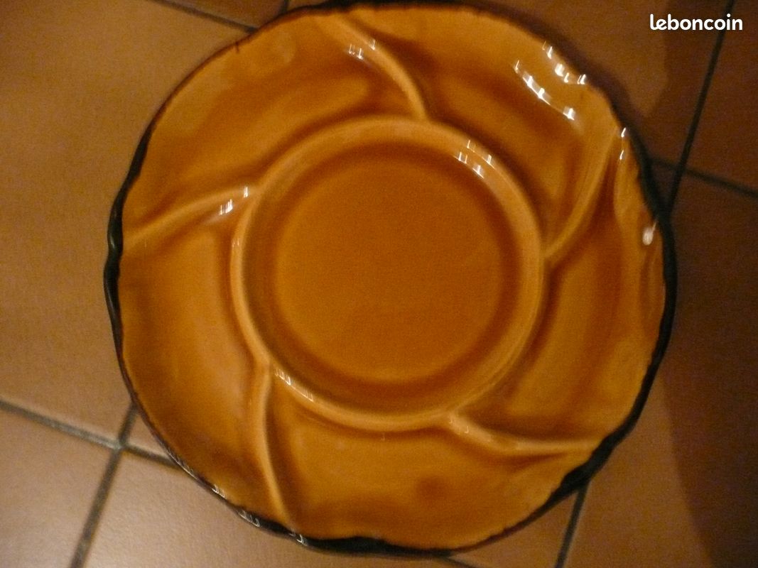 Assiettes neuves à fondue ou autres utilisations (image 3)