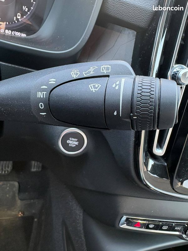 VOLVO XC40 T5 Recharge 180+82 ch DCT7 Ultimate (image 23)