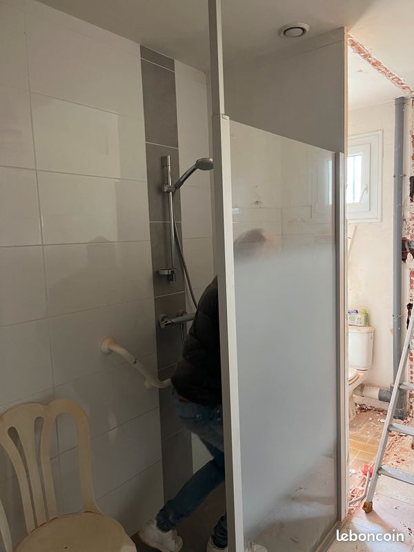 Paroi de douche (image 1)